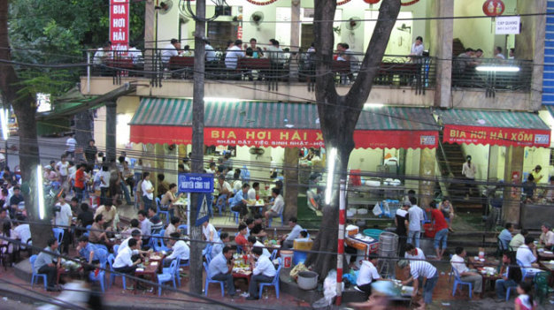Beer serving places shouldn't be hotter than 30°C: Vietnam ministry