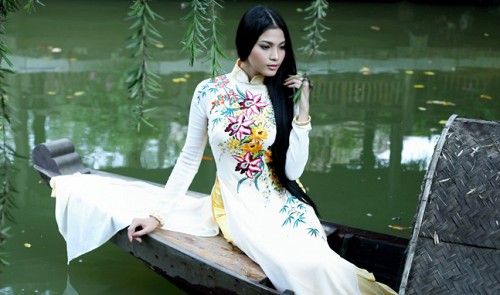 Vietnam scholar to give presentation on ‘ao dai’ features at US college