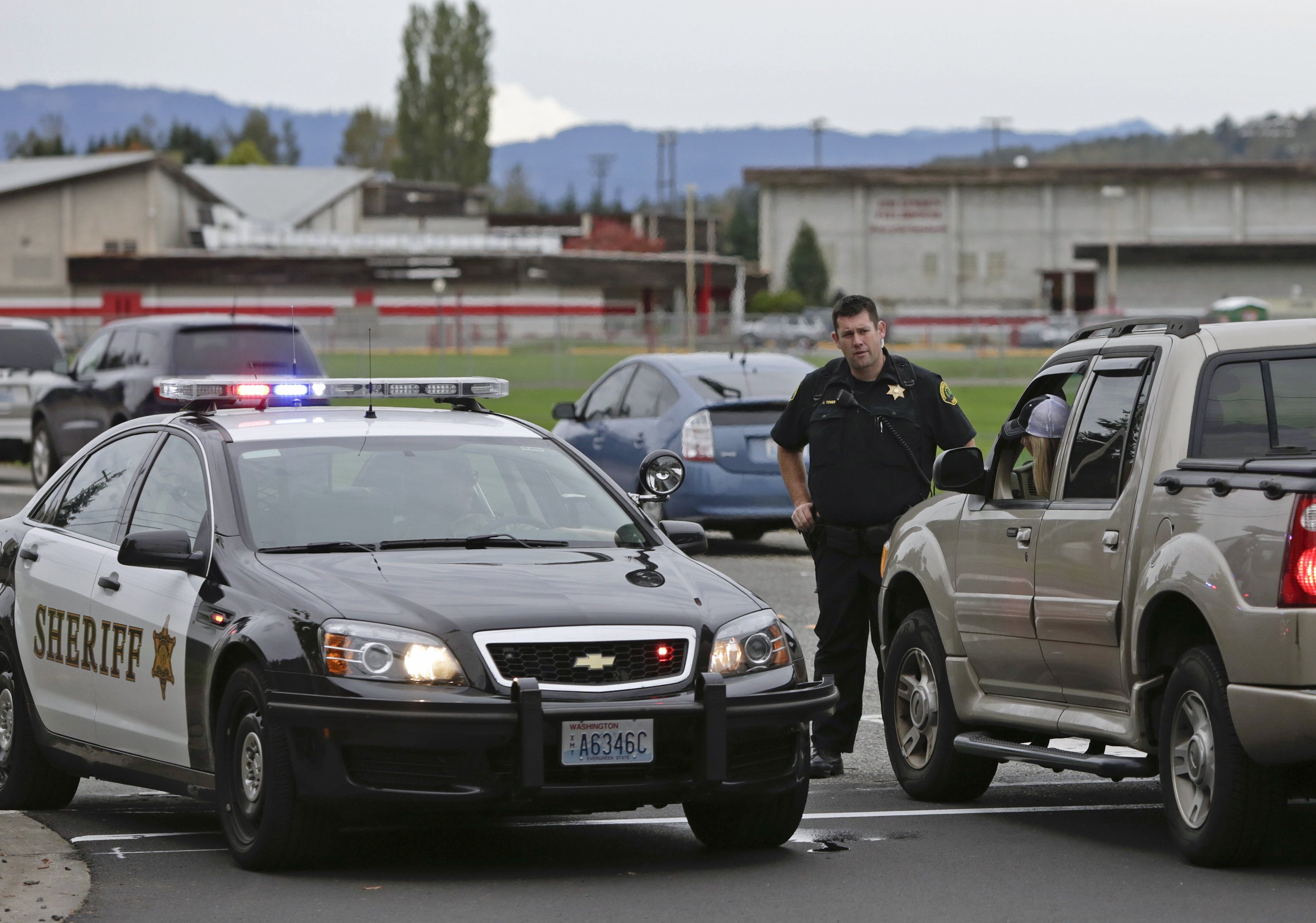 Two killed, four wounded in Washington state school shooting