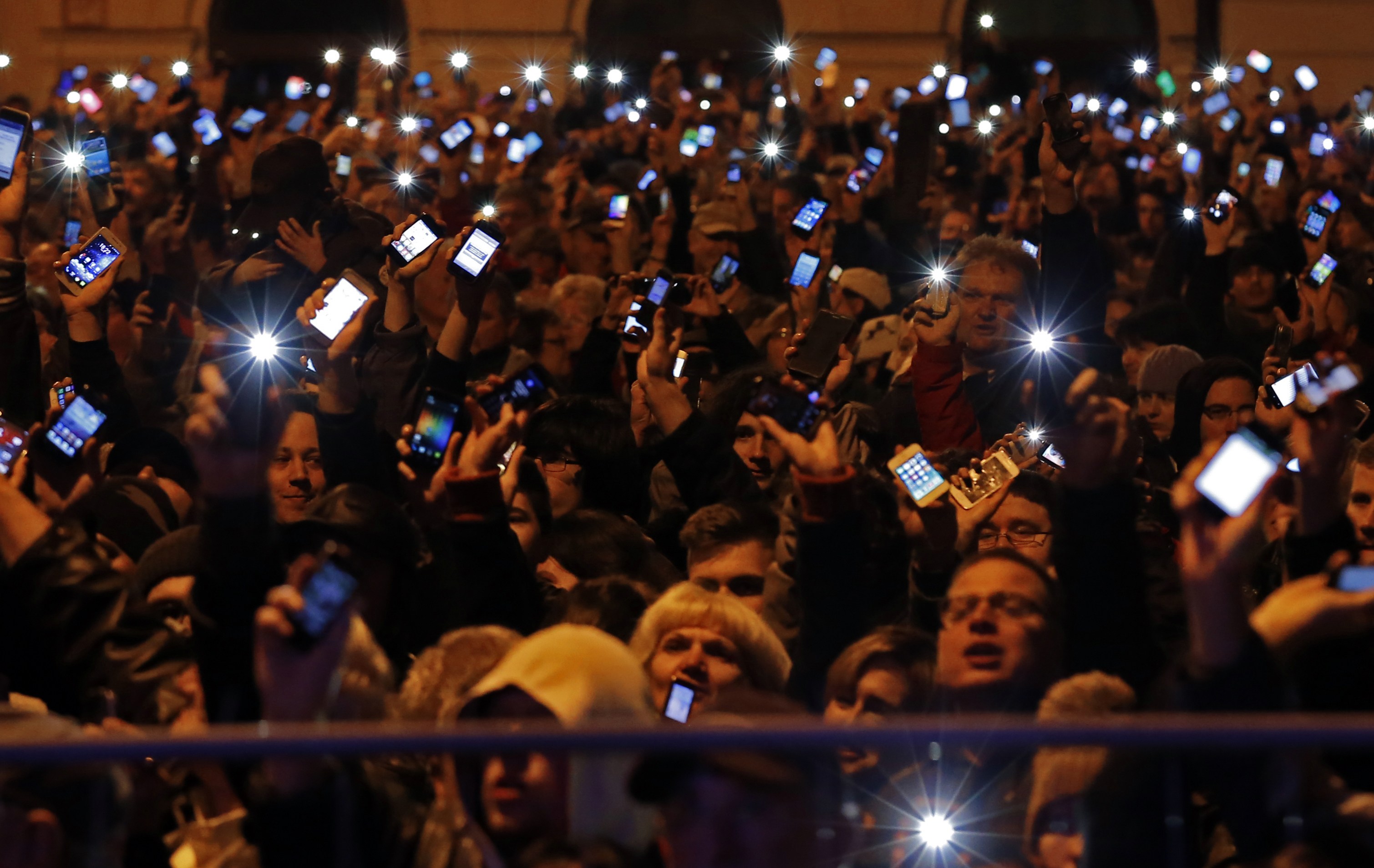 Thousands of Hungarians protest against tax on Internet traffic