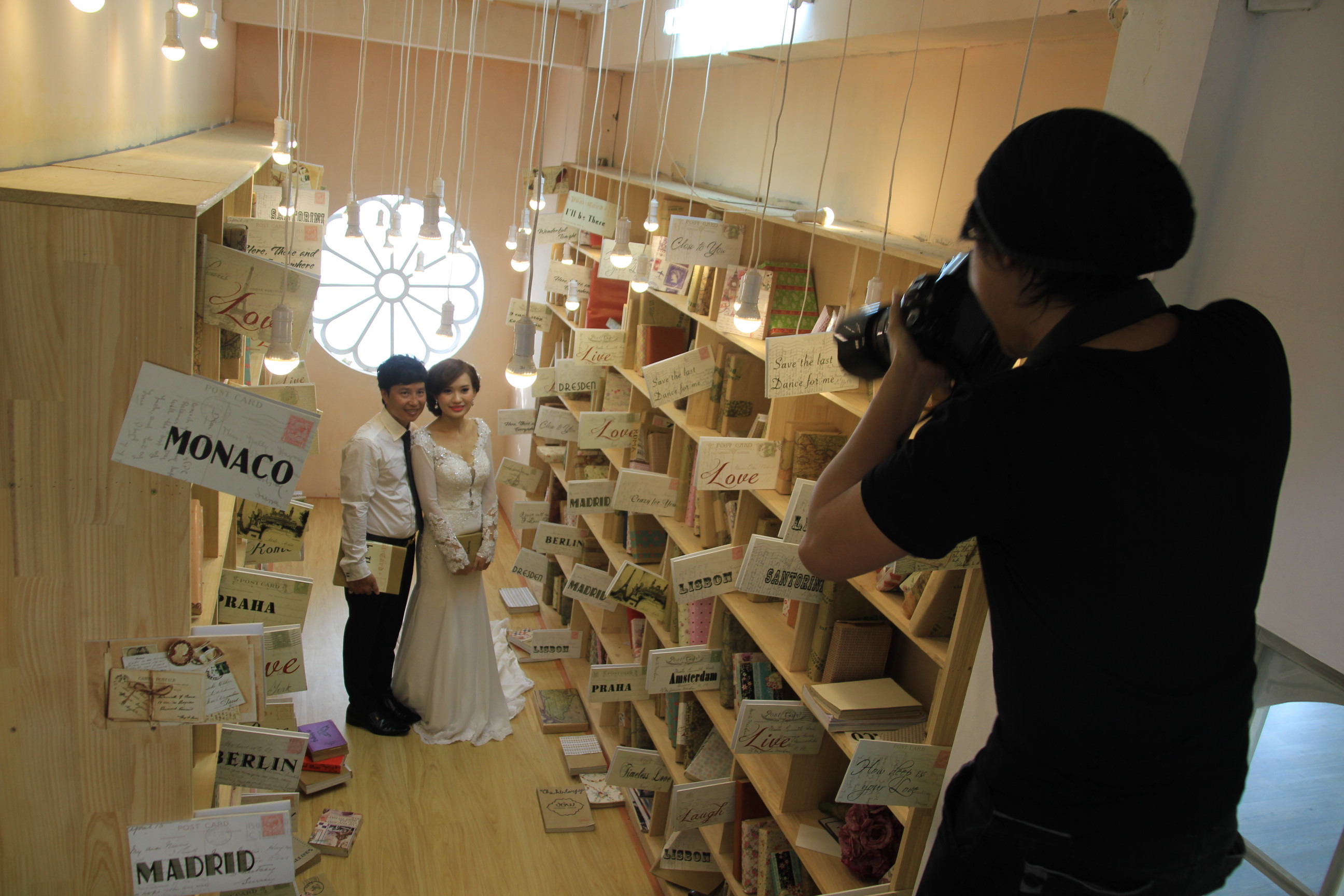 Vietnam couples say cheese for bridal photos at film studios