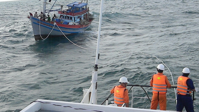 Vietnam fishing boat returns after being missing for eight days