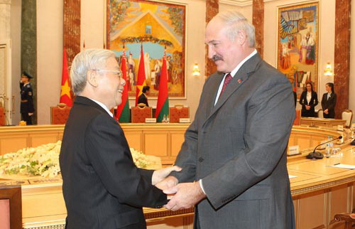 Belarus vows to speed up FTA negotiation with Vietnam