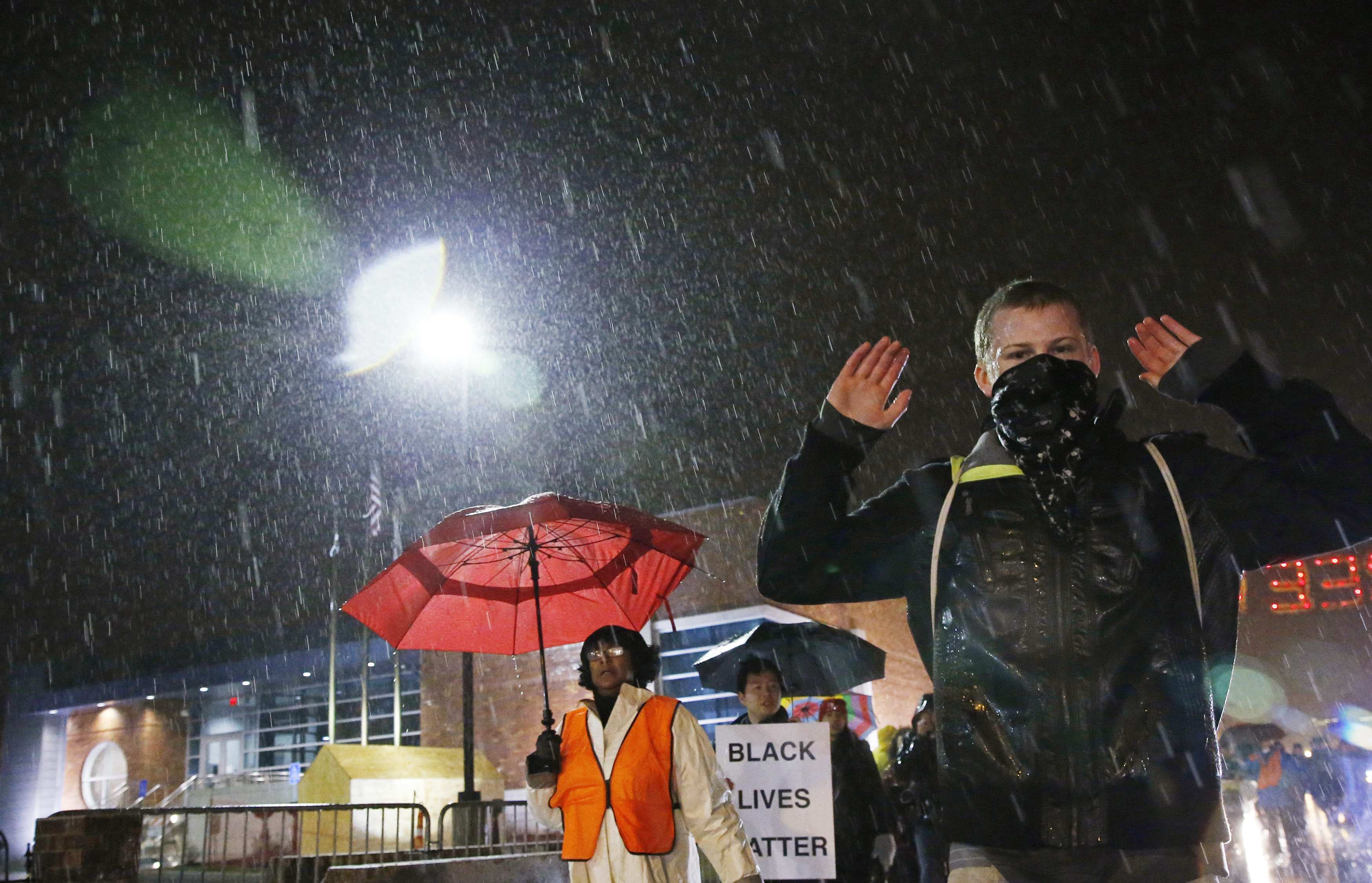 Why did peaceful Ferguson protests quickly turn violent?