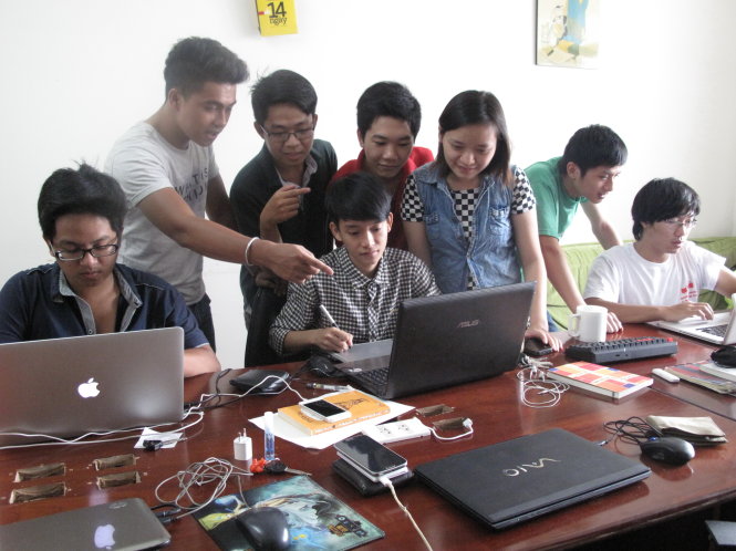 Vietnam youths quit university to launch food location website
