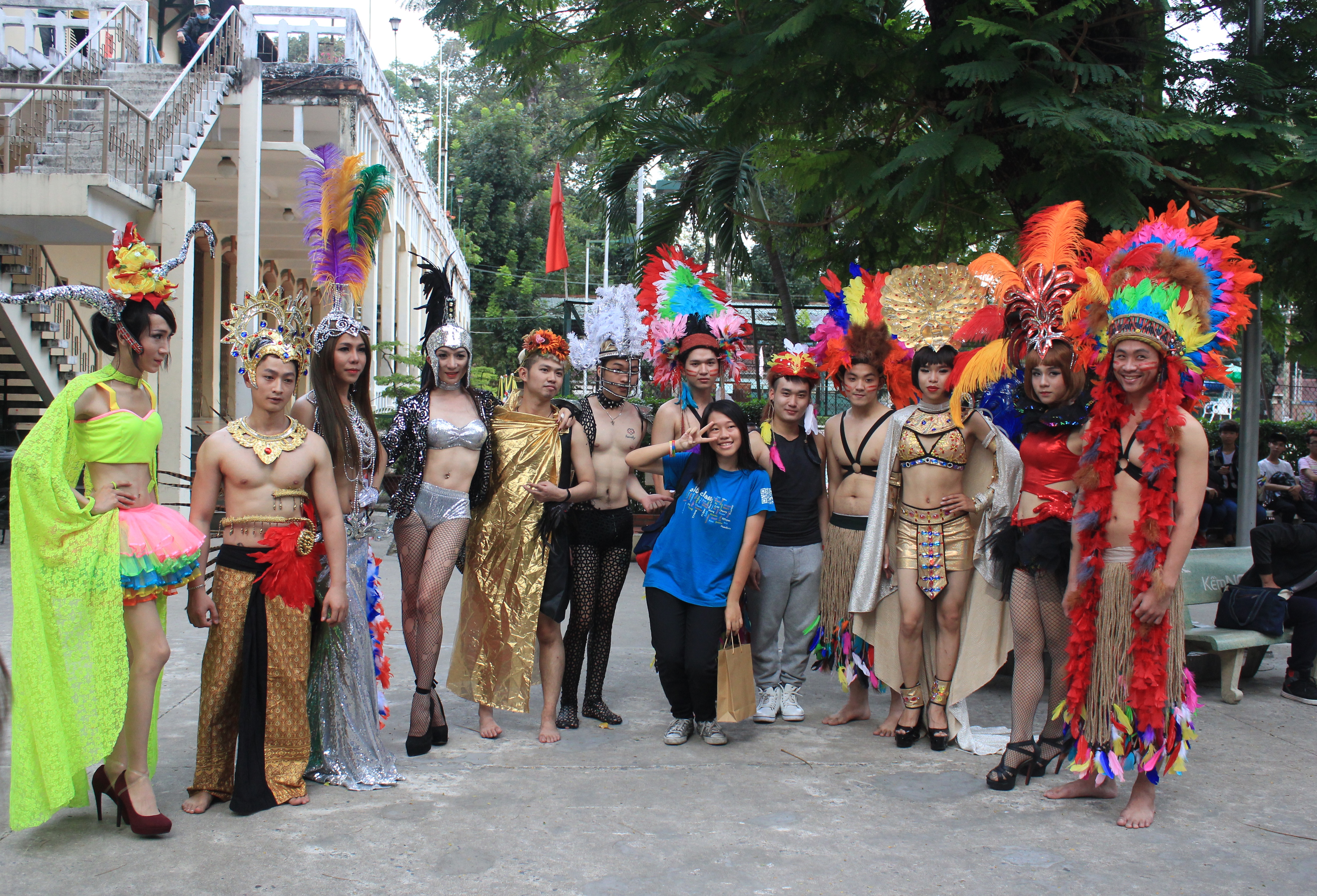 HCMC event honors LGBT community, attracts 1,000