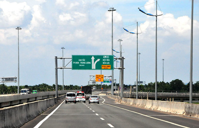 Vietnam expressway developer considers selling megaprojects worth $6bn to private investors