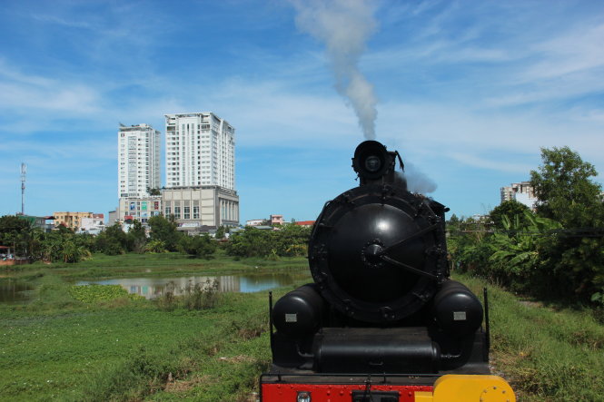 Vietnam’s first ‘revived’ steam locomotive trial run a success