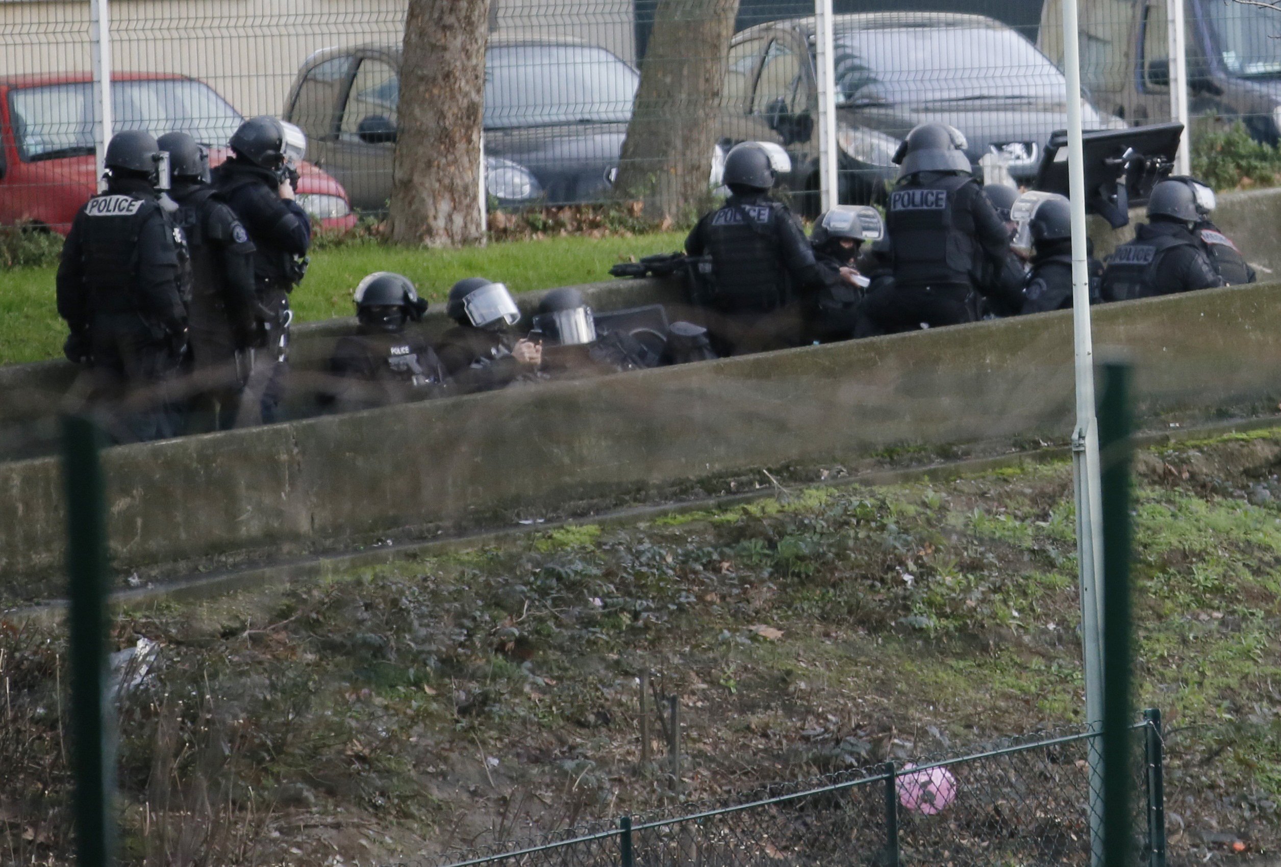 Paris shooting cases demonstrate spy agencies' limits