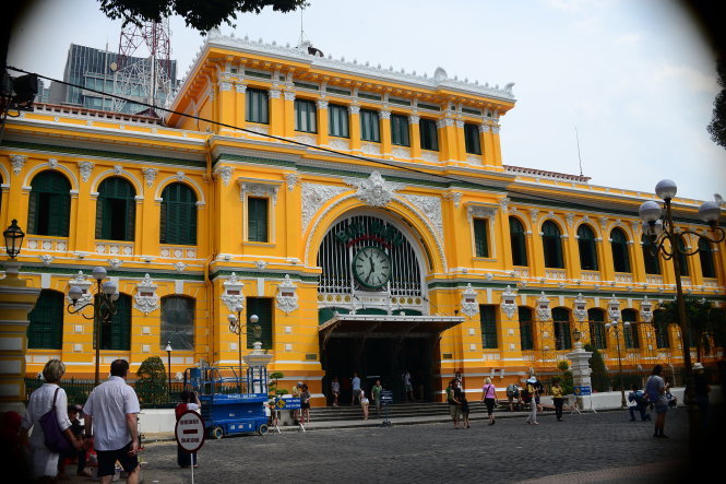 Saigon Central Post Office’s controversial color to be changed: managing agency