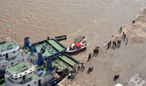 2 killed in tug boat blast in Ho Chi Minh City