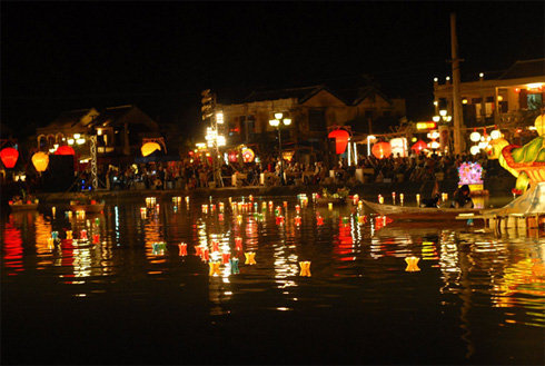 Free entry given to foreigners credited with promoting Vietnam’s Hoi An town