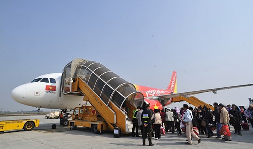 Vietnam’s private carrier VietJet eyes $800mn in 2015 overseas IPO: media