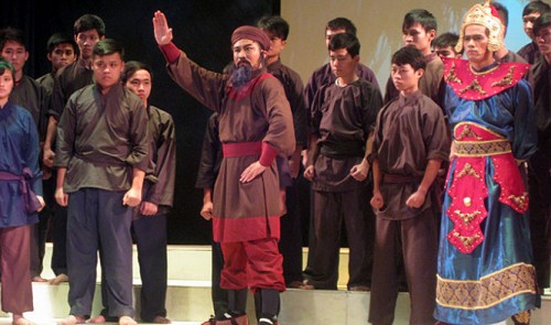 $140k traditional music play debuts in Hanoi