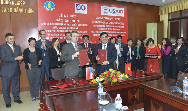 USAID helps Vietnam improve disaster response management
