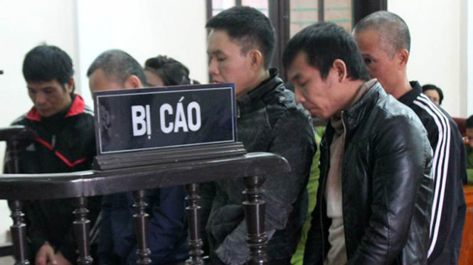 Three condemned to death for smuggling 11kg of heroin in Vietnam