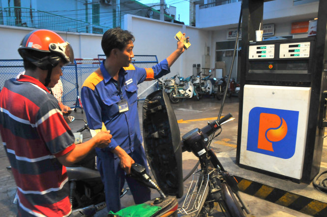 Vietnam Petrolimex valued at about $2.8 bln on market debut