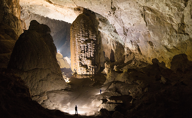 Vietnam’s Son Doong Cave in photos taken by US photographer