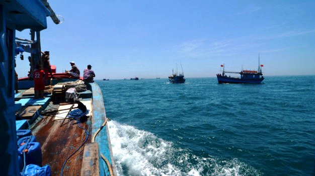4 of 5 fishermen missing off southern Vietnam rescued; search underway for captain