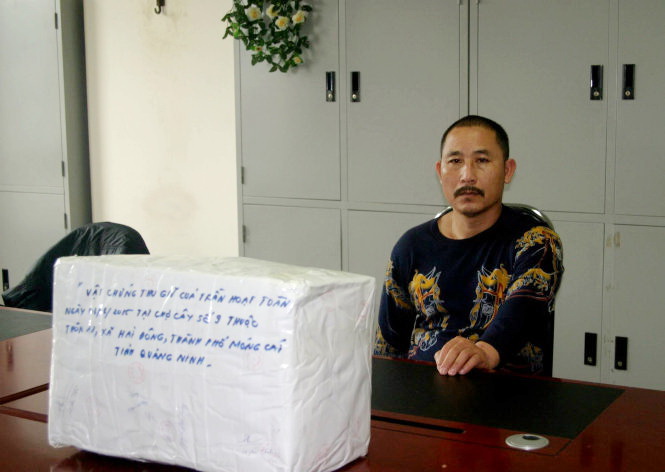 Chinese man nicked for carrying 14kg of drugs into Vietnam