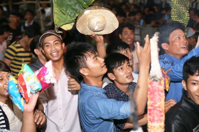 Over 5,000 partake in traditional fest in southern Vietnam