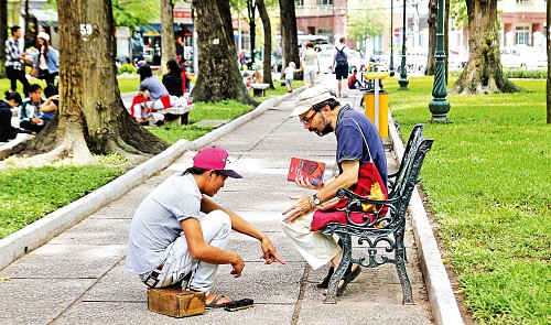 Expat’s experience: The shoeshine hustle in Hanoi