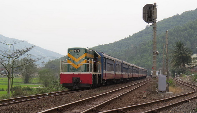 Vietnam to start building high-speed cross-country railway in 2030