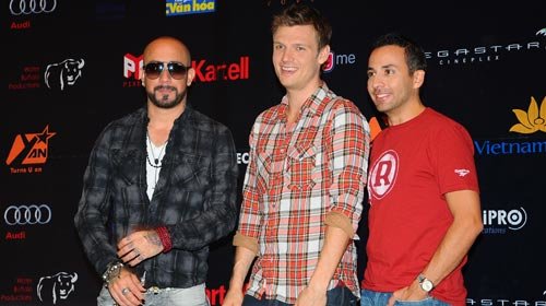 Backstreet Boys songwriter, former Boyzone member to sit on Vietnam Idol jury