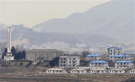 Wild fire spreads from North Korea to South, border passages closed: officials