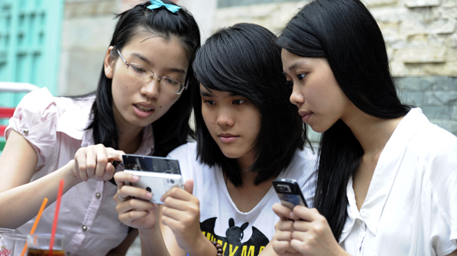 Vietnam to launch 4G services in 2016: deputy minister