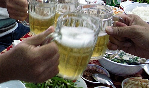 Vietnam official gets downgraded for striking another with beer glass after drinking