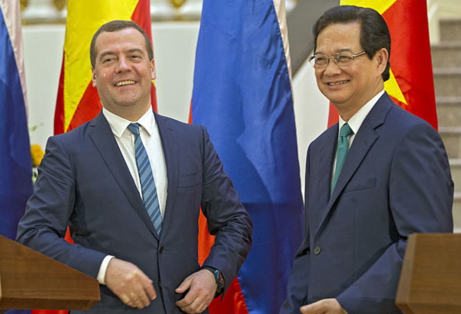Vietnam, Russia agree to deepen all-around ties, especially in trade, energy