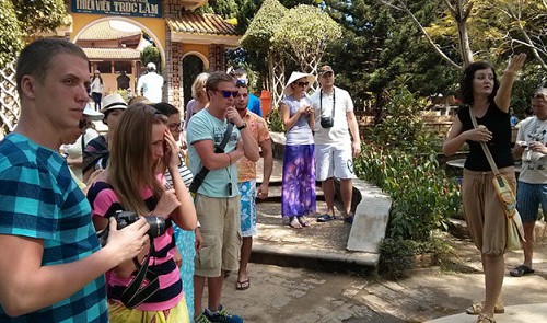 Vietnam tourism downfall in foreign eyes