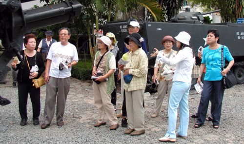 As tourism ambassadors, Vietnam tour guides just fail to do their job