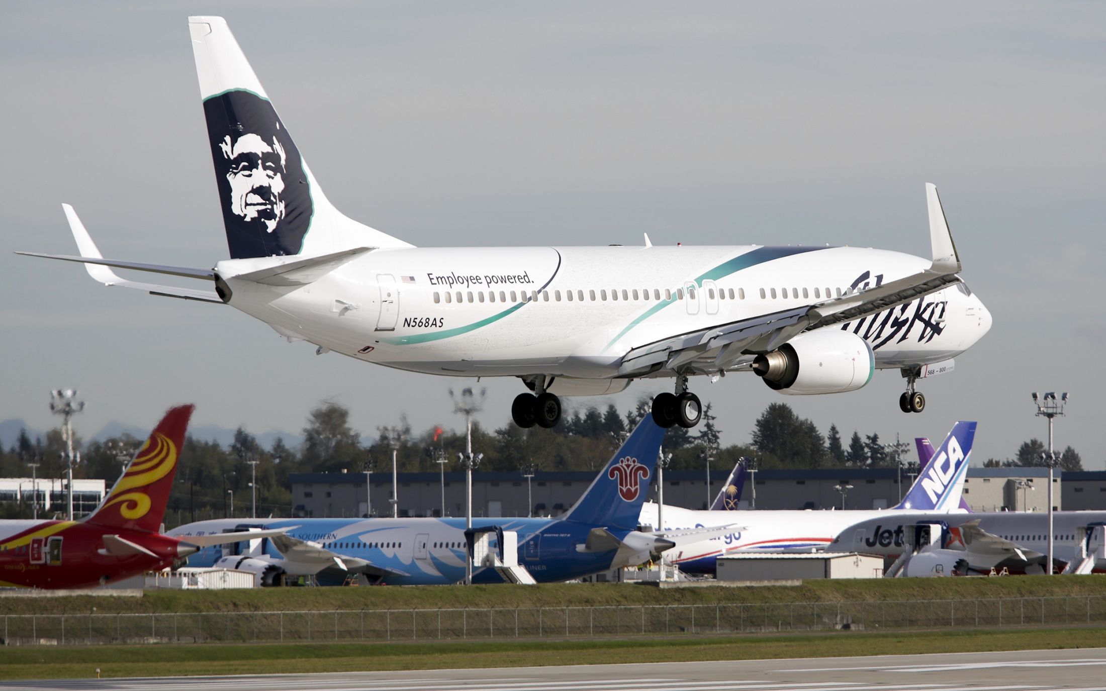 Alaska Airlines bans baggage worker who got trapped in cargo hold