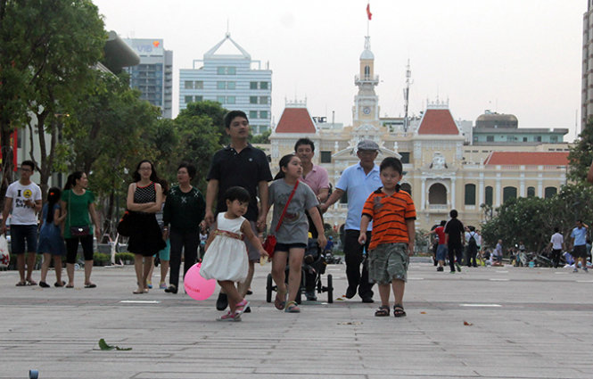 It’s show time for Ho Chi Minh City’s pedestrian street