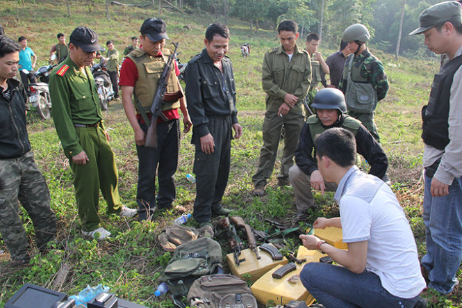 Vietnam police exchange fire with cross-border drug traffickers, killing one
