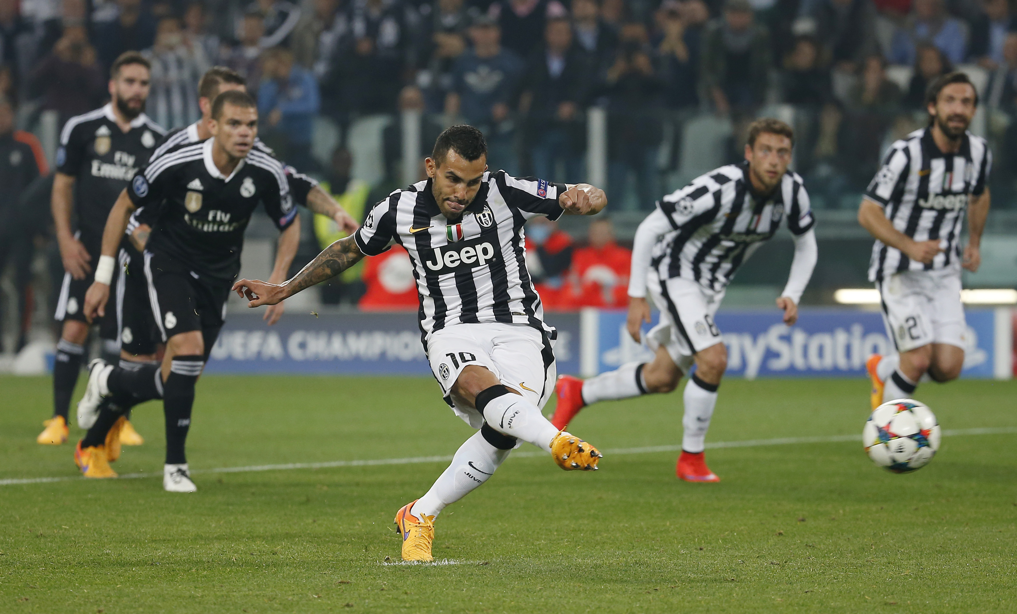 Juve's cut-price Tevez upstages Ronaldo, Bale in 2-1 win