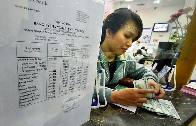 Bad debt in Vietnam banking system inching up, but worst is over