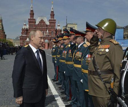 Russia plans army training exercises with China, India