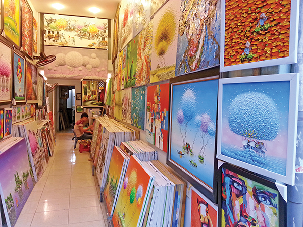 Experts discuss ways to touch up Vietnam art market