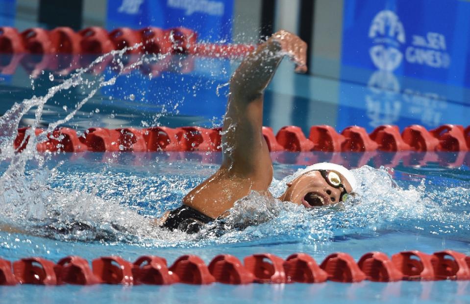 Vietnamese swimmer Nguyen breaks two records at SEA Games