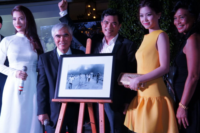 ‘Napalm Girl’ photo sold for $11,750 at Vietnam auction