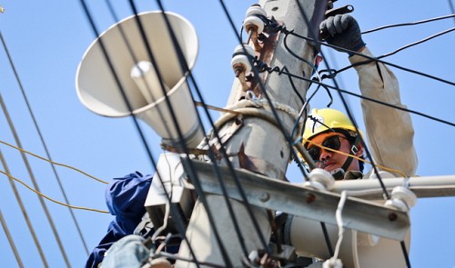 Vietnam pledges to adjust power price according to market mechanism, as proposed
