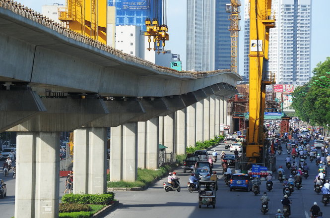 Chinese-funded urban rail line in Hanoi blasted for wavy railroads
