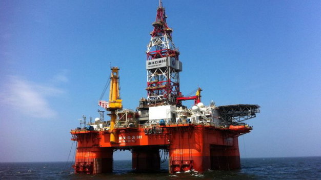 China deploys drilling platform to East Vietnam Sea again for oil exploration
