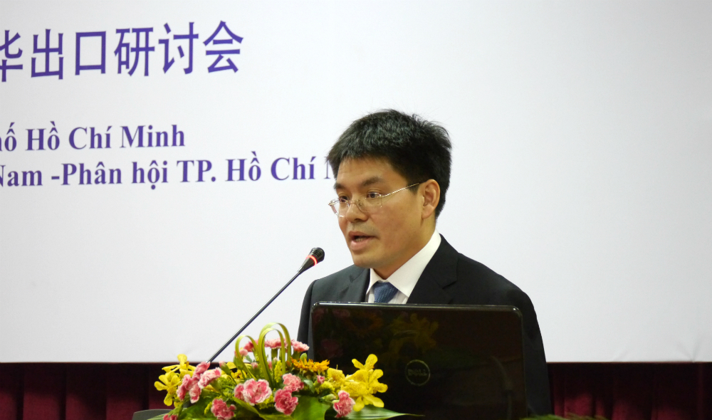 Vietnam, China should establish transnational e-commerce floor for agro-products: official