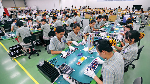 Vietnam’s electronics industry booming with bright prospects, but changes needed