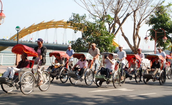 Vietnam’s foreign tourist numbers rise for first time after 13 months