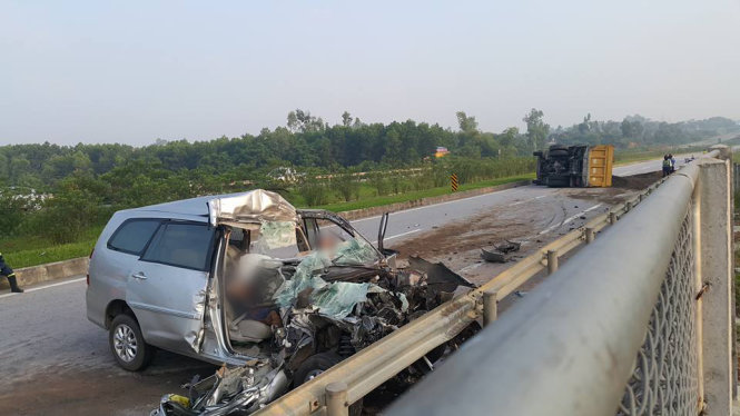 Car crash kills three Koreans in northern Vietnam